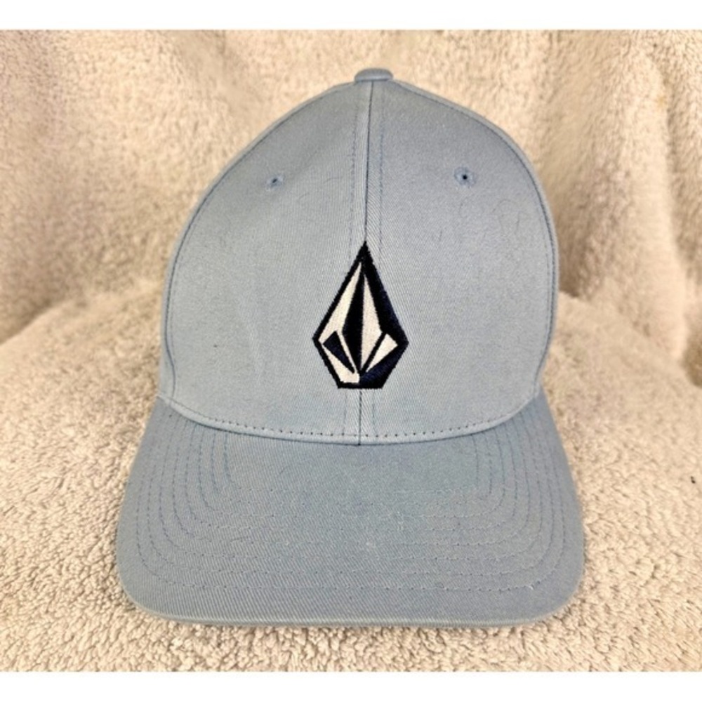 Volcom Stone Fitted Hat Gray S/M Embroidered Solid 6 Panel Vent Holes‎